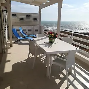 Vista Mare Tra I Luoghi Di Montalbano Holiday home